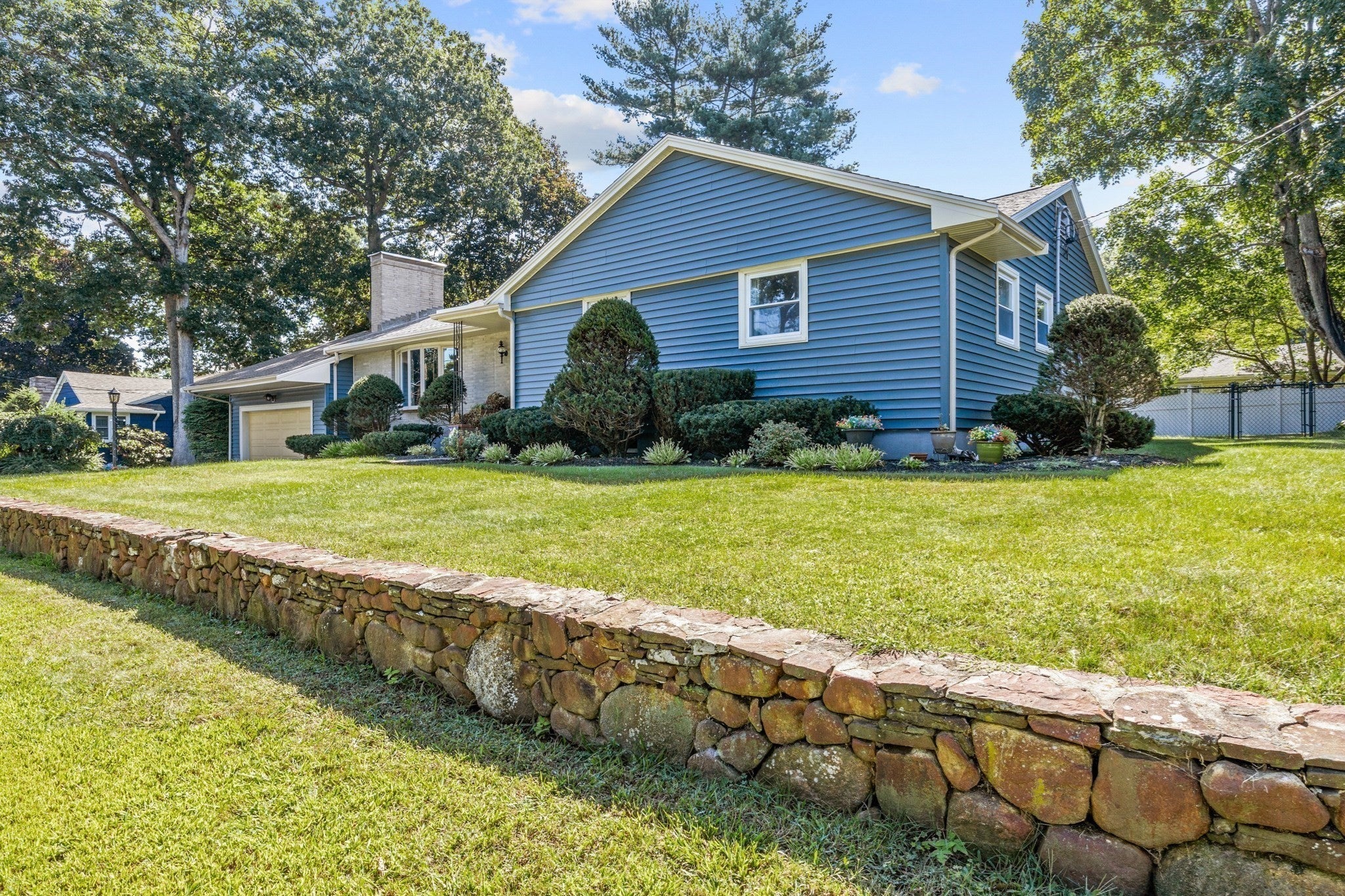 122 Westwood Dr, Whitman, MA, 122 Westwood Dr, Whitman, MA Photo #4