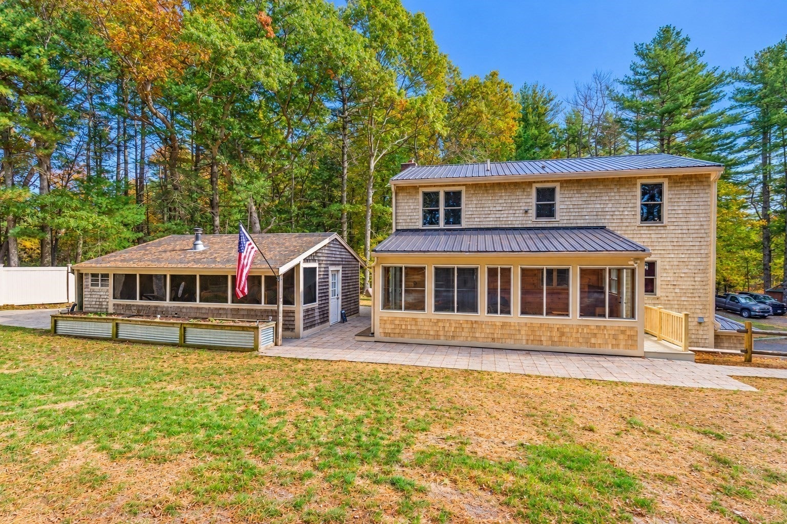 9 Pleasant St