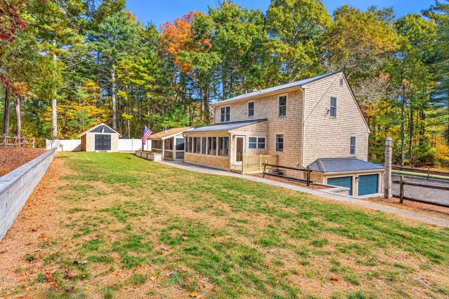 9 Pleasant St