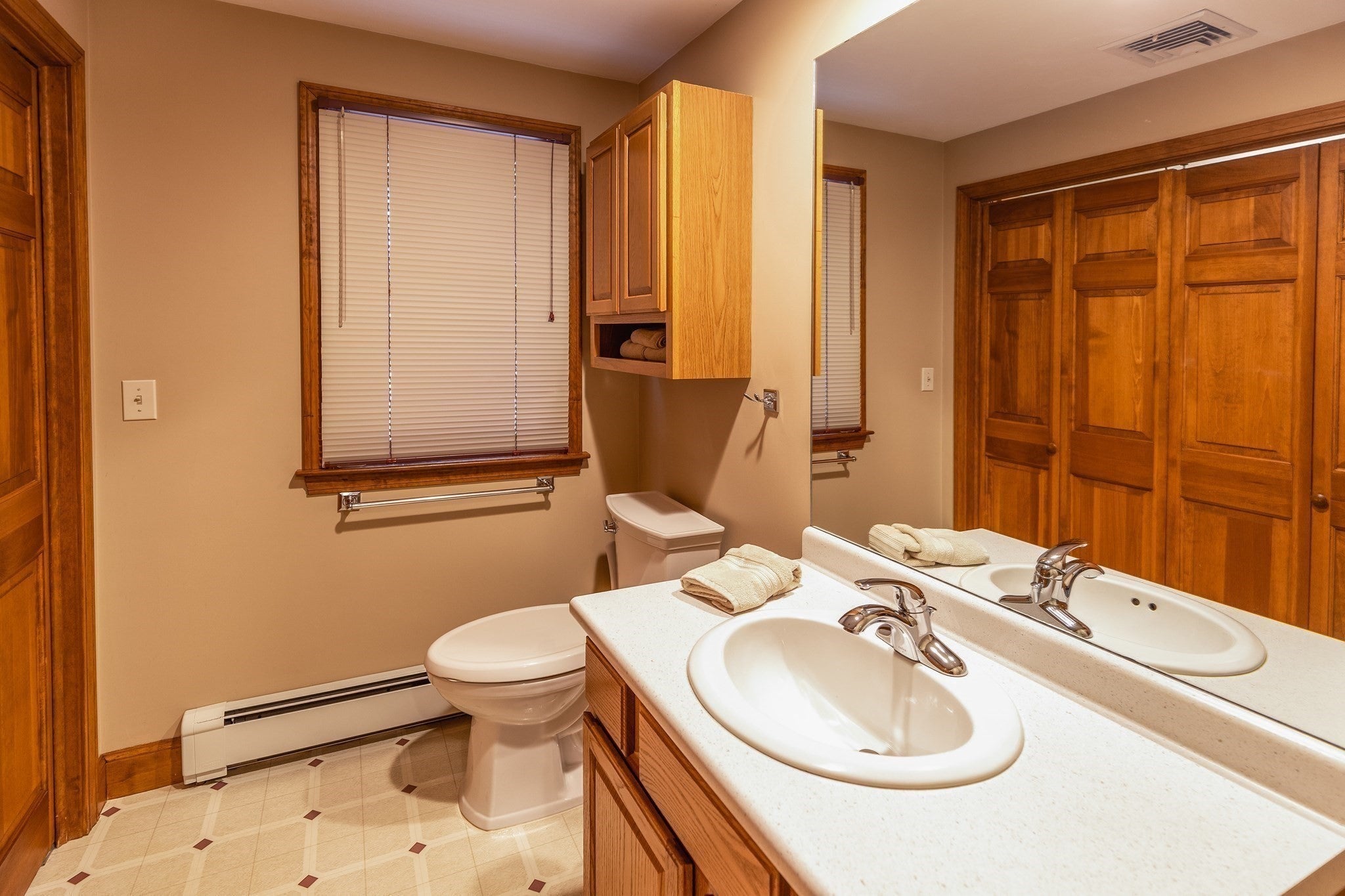 9 Pleasant St, Carver, MA Photo #18