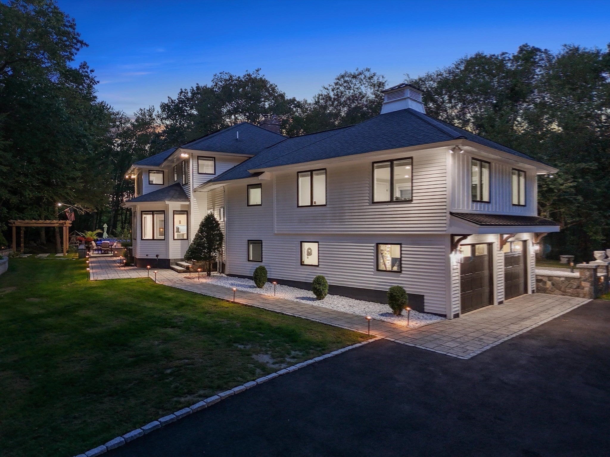 169 Scotland Rd, Newbury MA 01951