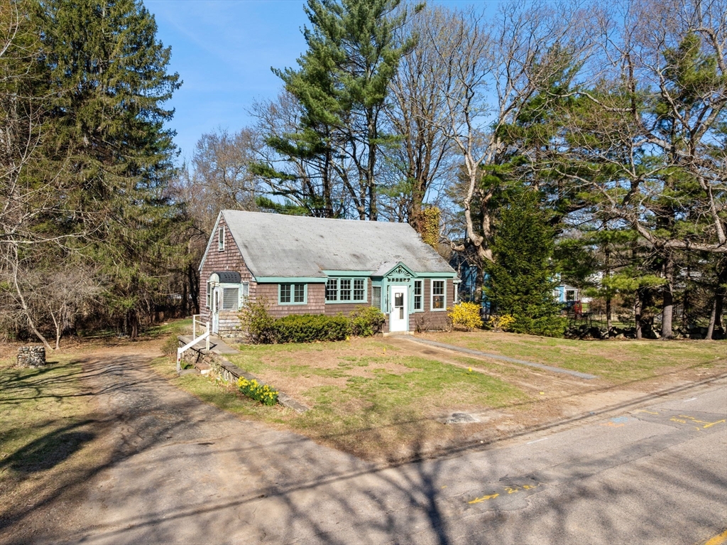 45 Cottage St