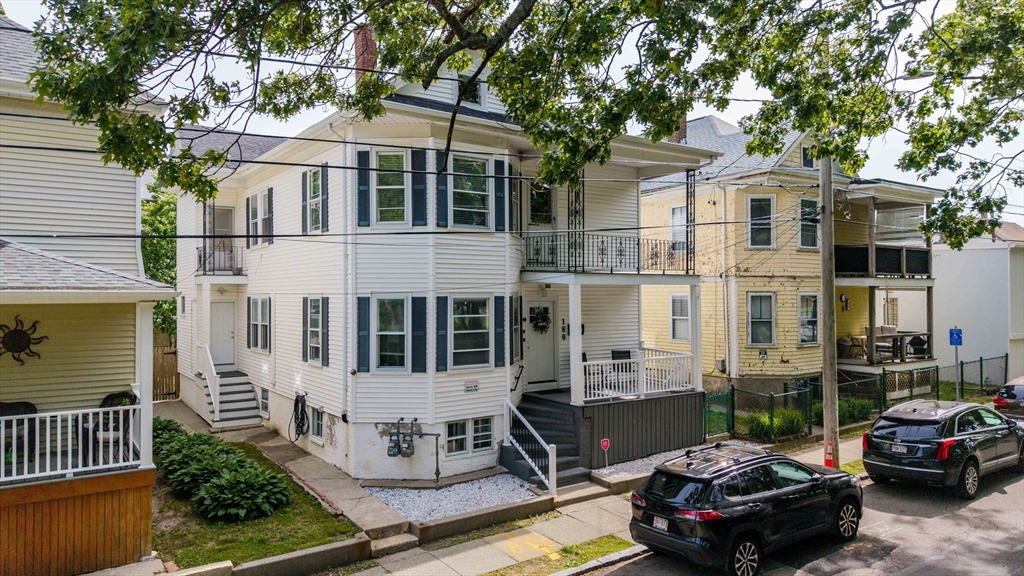 180 Irvington St