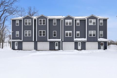 37 Mercury Ter 37 Haverhill MA 01832