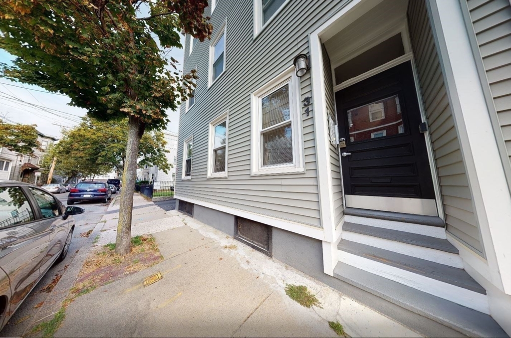 31 Plymouth Street #3, Boston, MA Photo #4