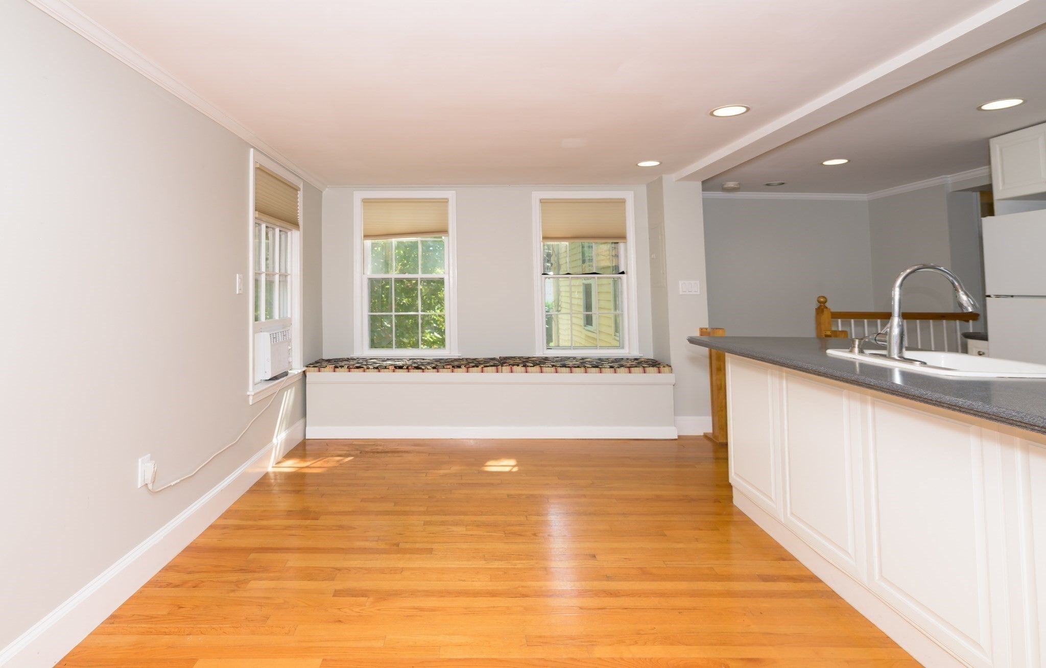 57 Elm ST #St, Marblehead, MA, 57 Elm ST #St, Marblehead, MA Photo #5