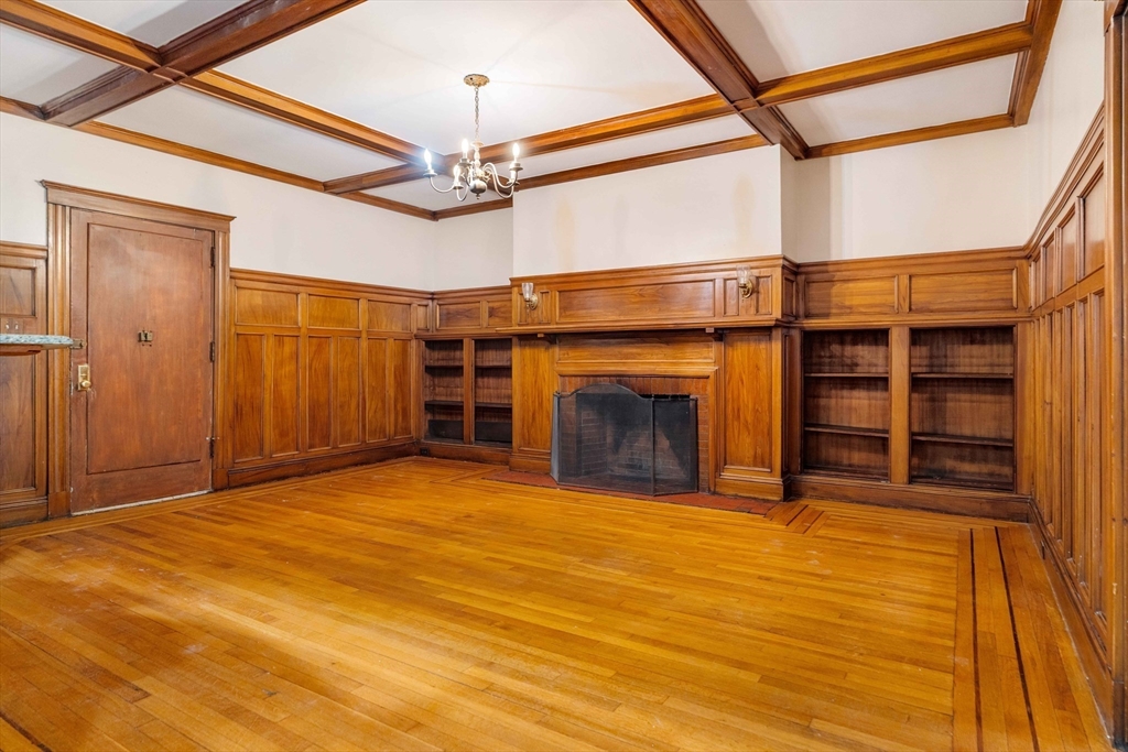 345 Commonwealth Ave. 3