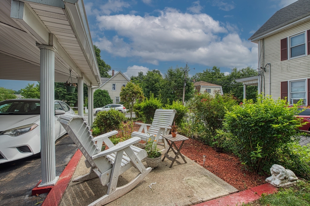 29 E Walnut St