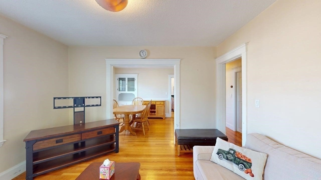 10 Washington Ave 3