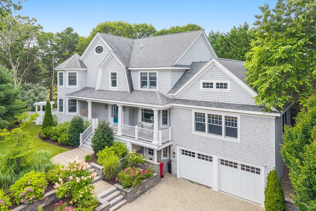 27 Prestwick Lane
