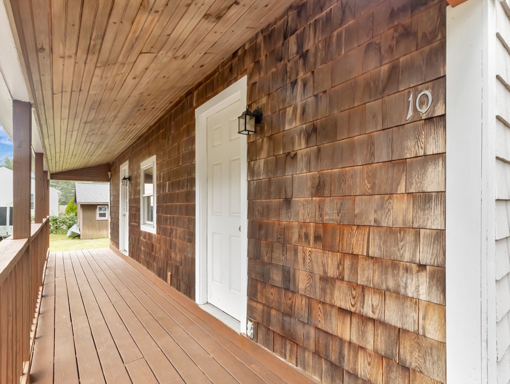 10 Ridge Road