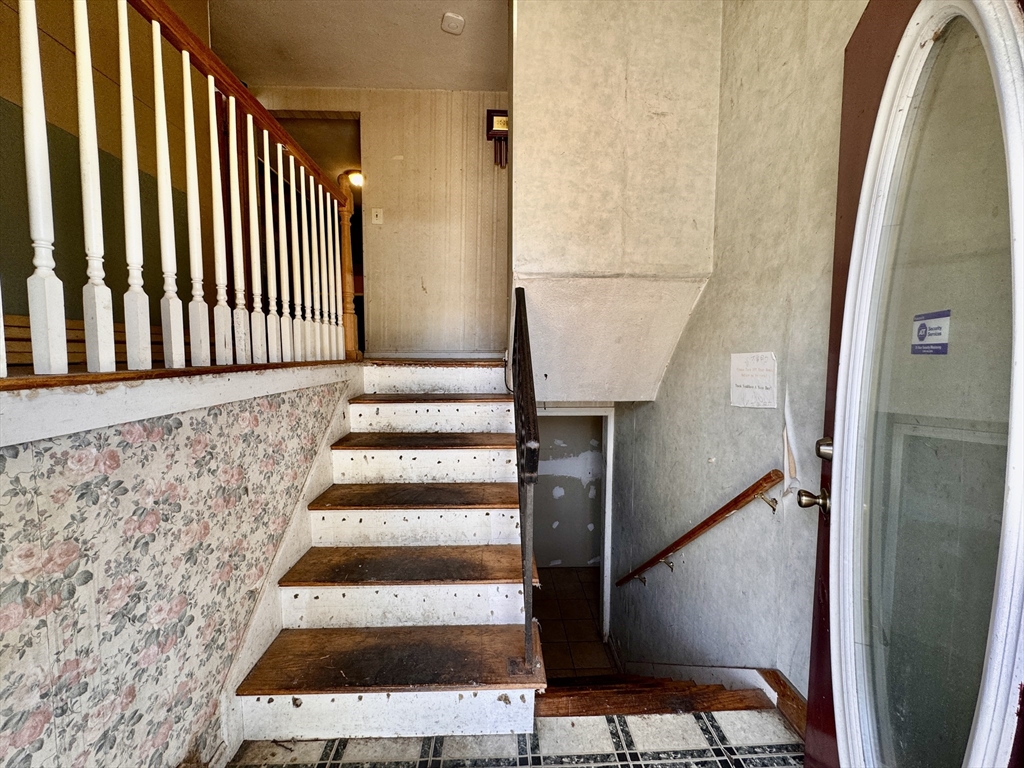 885 Long Pond Rd