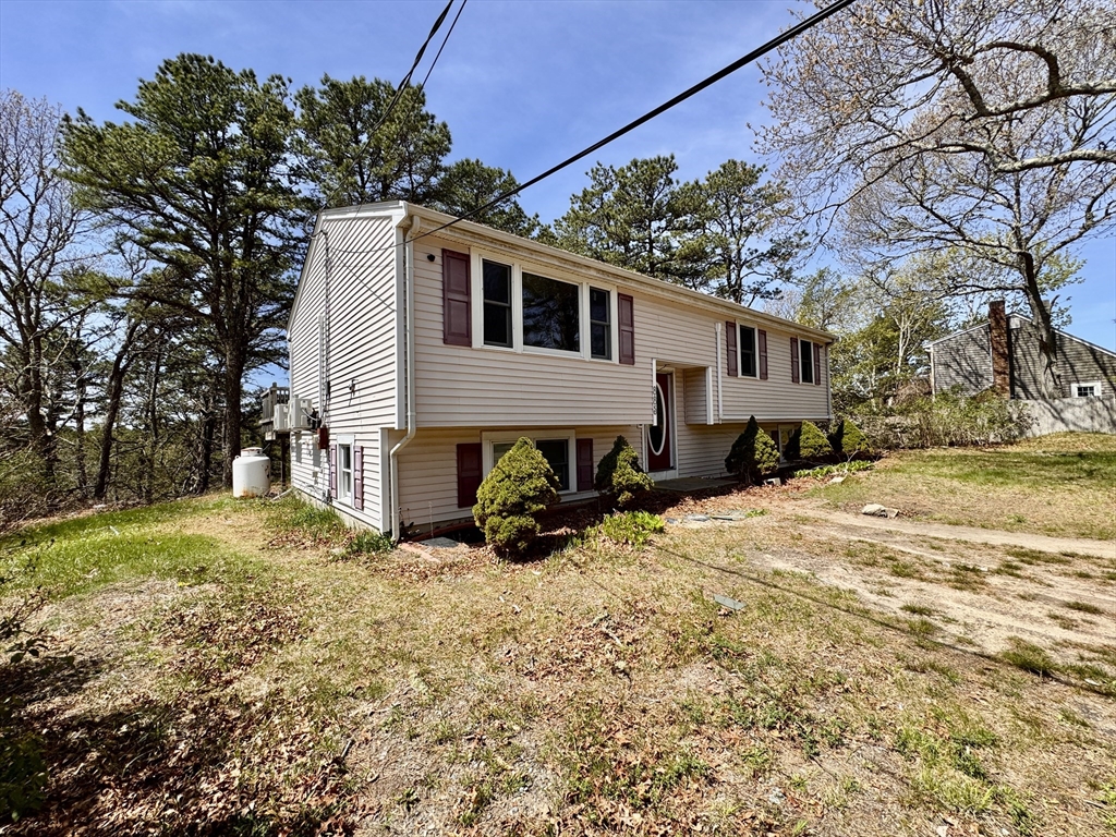 885 Long Pond Rd