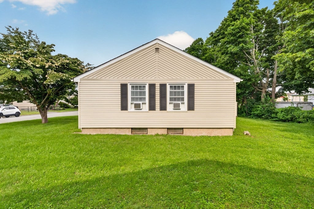 458 Orswell St, Fall River, MA, 458 Orswell St, Fall River, MA Photo #10