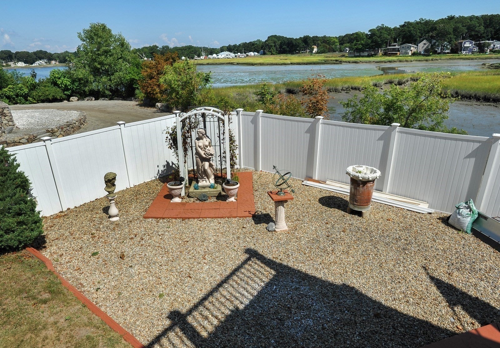 5 Seminole Ave, Weymouth, MA Photo #8