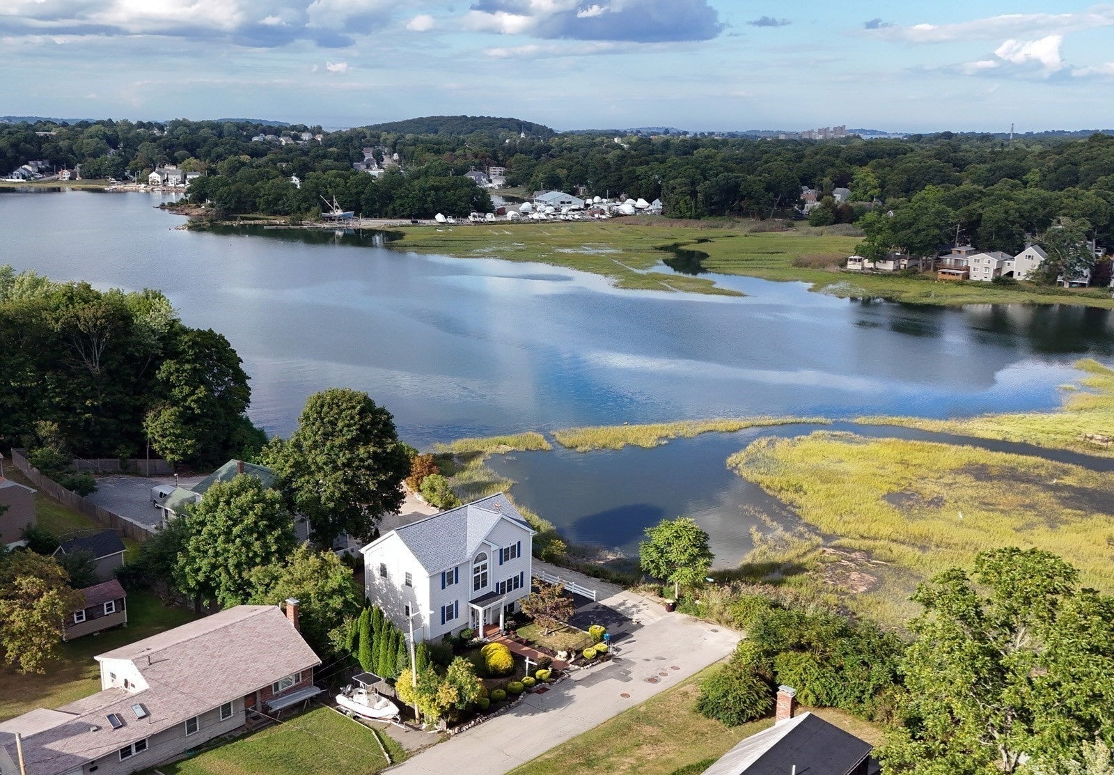 5 Seminole Ave, Weymouth, MA Photo #38