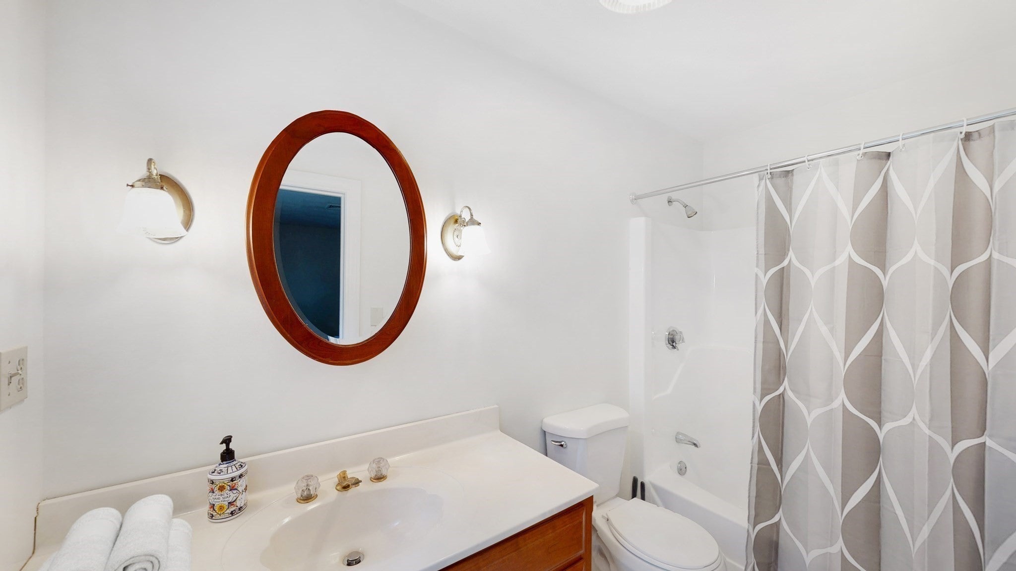 655 South St, Waltham, MA, 655 South St, Waltham, MA Photo #15