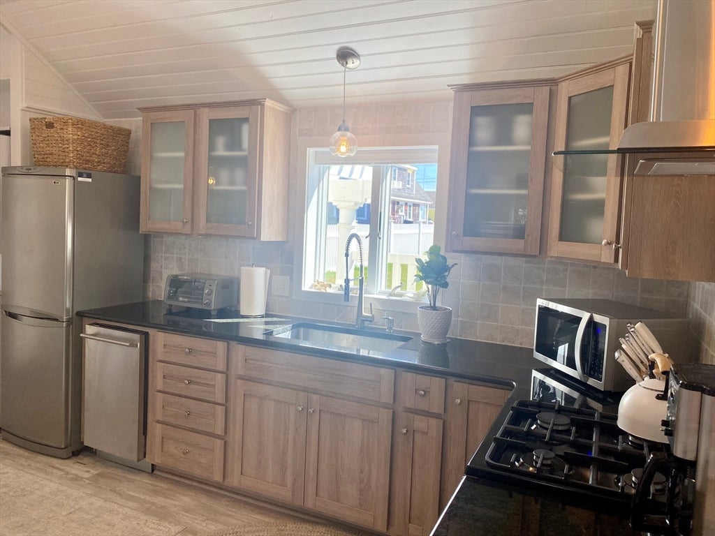 6 78th Street #A, Newburyport, MA, 6 78th Street #A, Newburyport, MA Photo #7