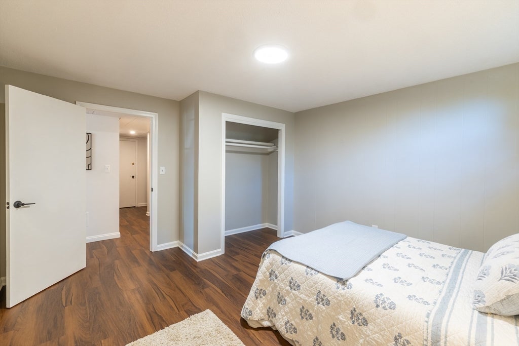 110 Low St, Newburyport, MA Photo #21