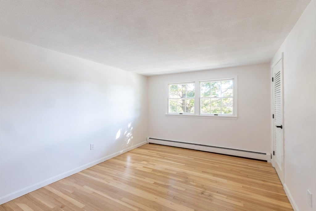 110 Low St, Newburyport, MA Photo #15