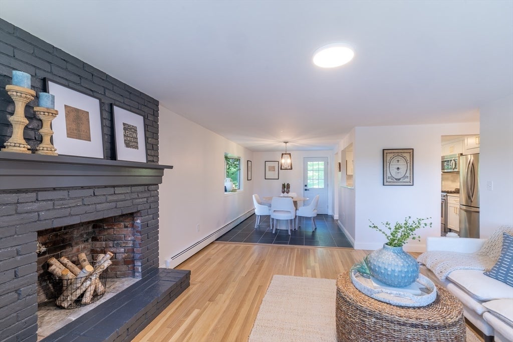 110 Low St, Newburyport, MA Photo #8