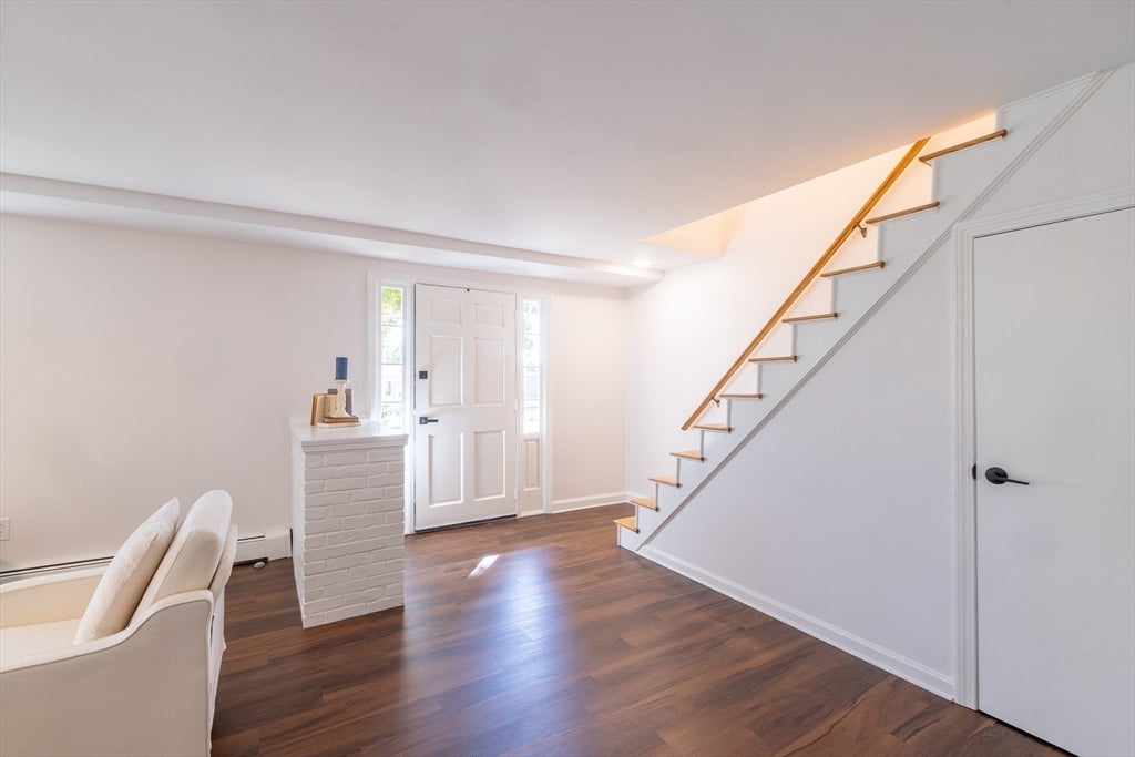 110 Low St, Newburyport, MA Photo #18