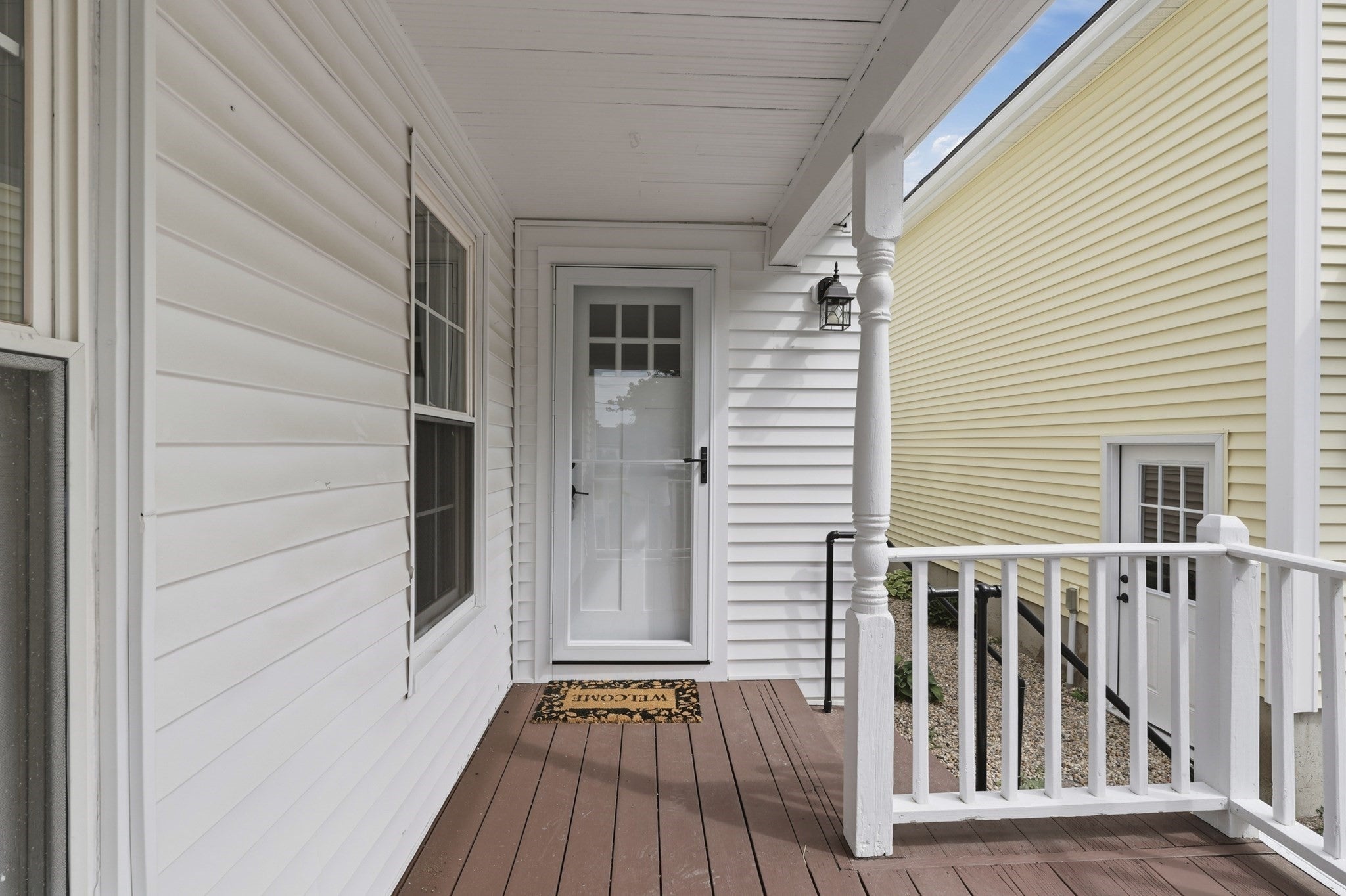 16 Warfield St