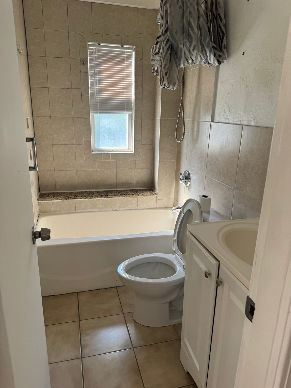 36 Hichborn St #1, Revere, MA Photo #9