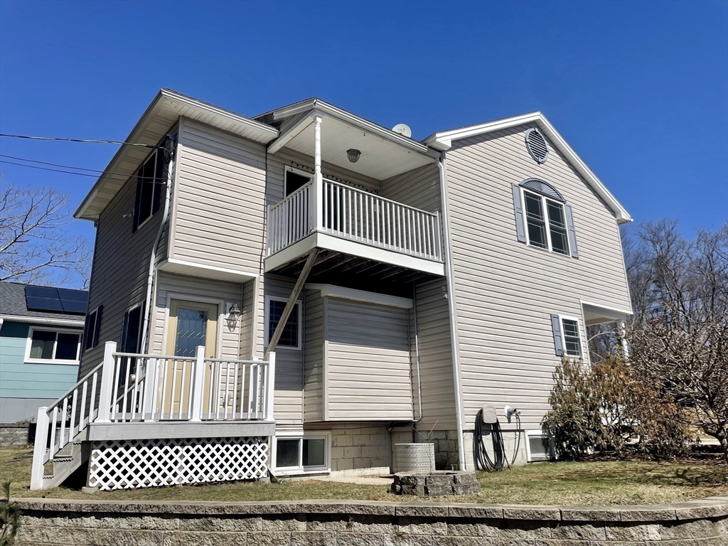 6 Williams Dr