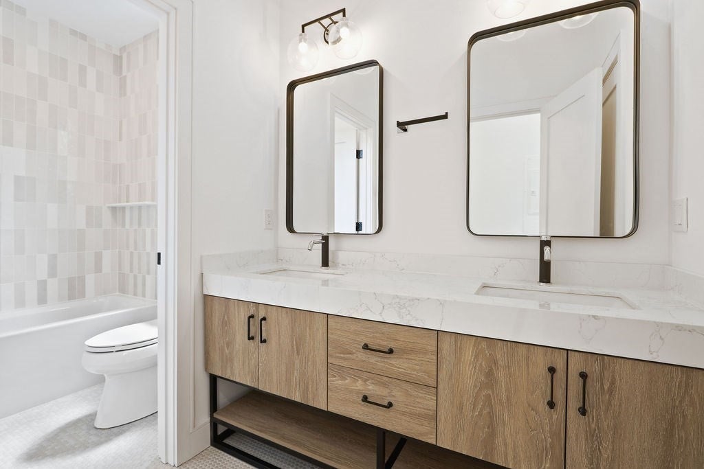 323 Nevada St #2, Newton, MA, 323 Nevada St #2, Newton, MA Photo #21