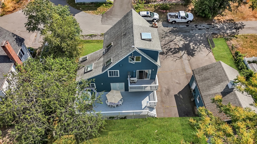 Saugus, Massachusetts 01906, United States, 2 Bedrooms Bedrooms, ,2 BathroomsBathrooms,Residential,Pending,206944