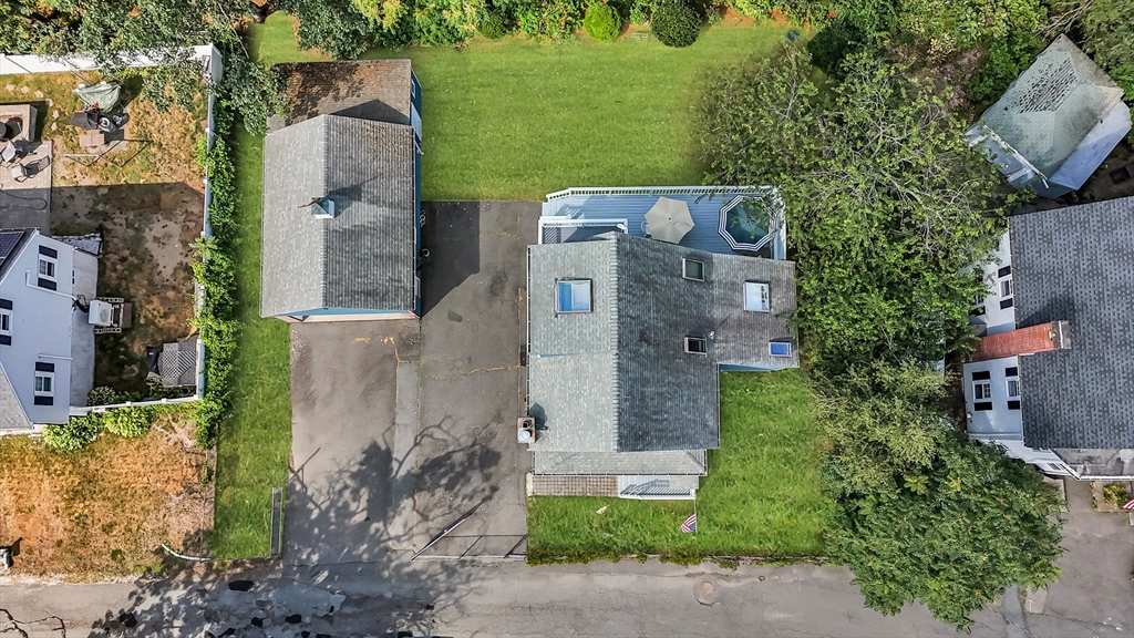 Saugus, Massachusetts 01906, United States, 2 Bedrooms Bedrooms, ,2 BathroomsBathrooms,Residential,Pending,206944