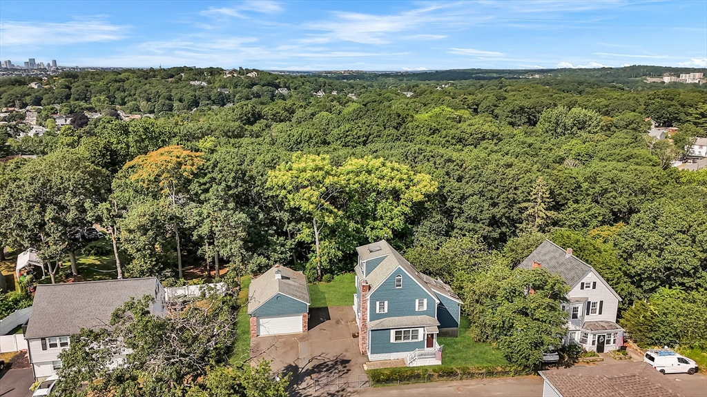 Saugus, Massachusetts 01906, United States, 2 Bedrooms Bedrooms, ,2 BathroomsBathrooms,Residential,Pending,206944