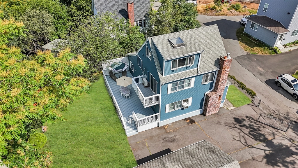 Saugus, Massachusetts 01906, United States, 2 Bedrooms Bedrooms, ,2 BathroomsBathrooms,Residential,Pending,206944