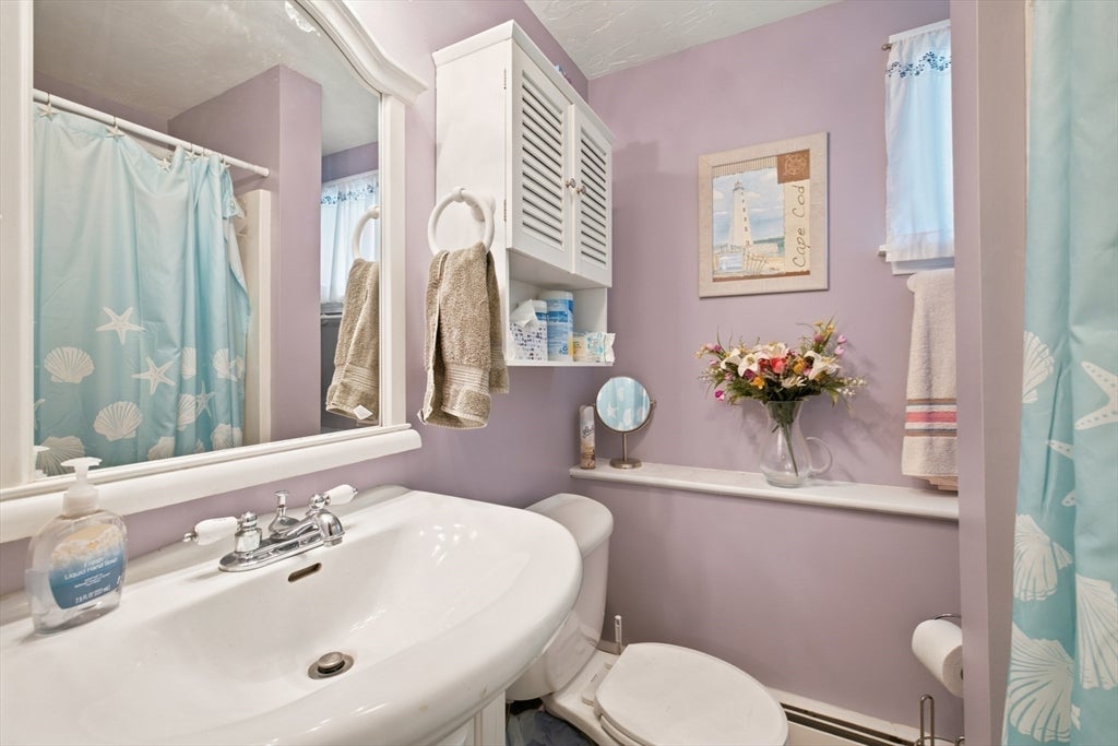 30 Crocker Rd, Falmouth, MA, 30 Crocker Rd, Falmouth, MA Photo #20