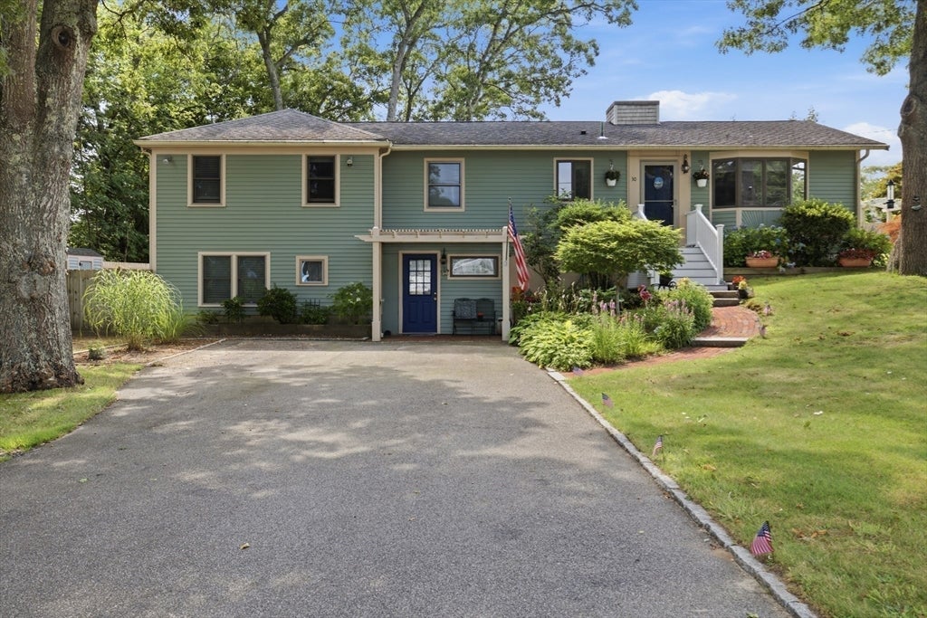 30 Crocker Rd, Falmouth, MA, 30 Crocker Rd, Falmouth, MA Photo #1