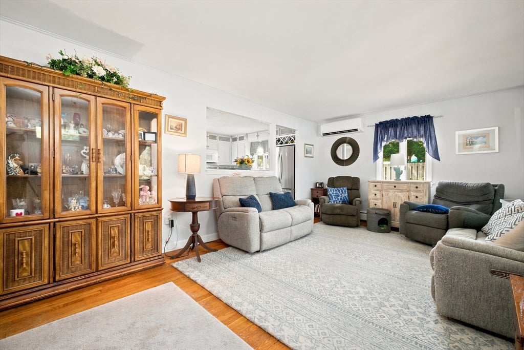 30 Crocker Rd, Falmouth, MA, 30 Crocker Rd, Falmouth, MA Photo #5