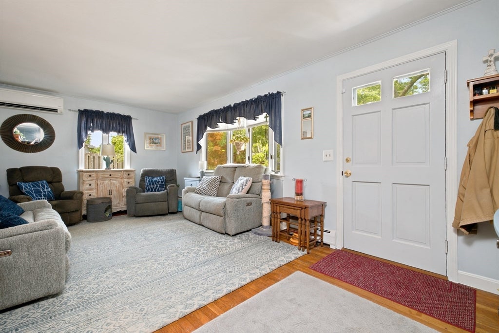 30 Crocker Rd, Falmouth, MA, 30 Crocker Rd, Falmouth, MA Photo #6