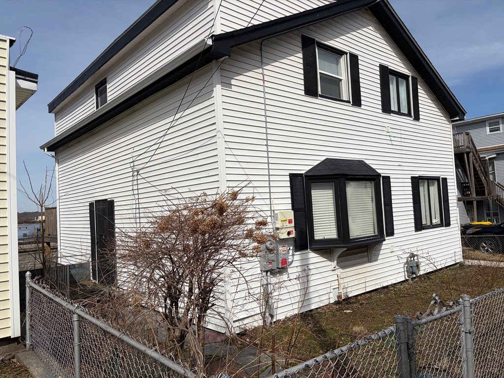 722 North Main Steet