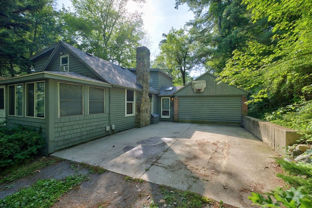 26 Tucker St