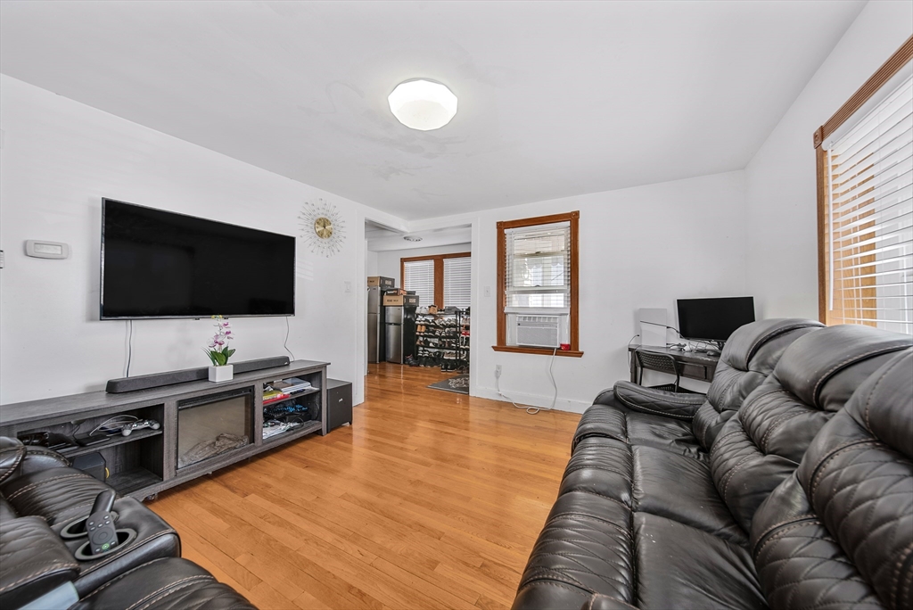 11 Murphy Ct