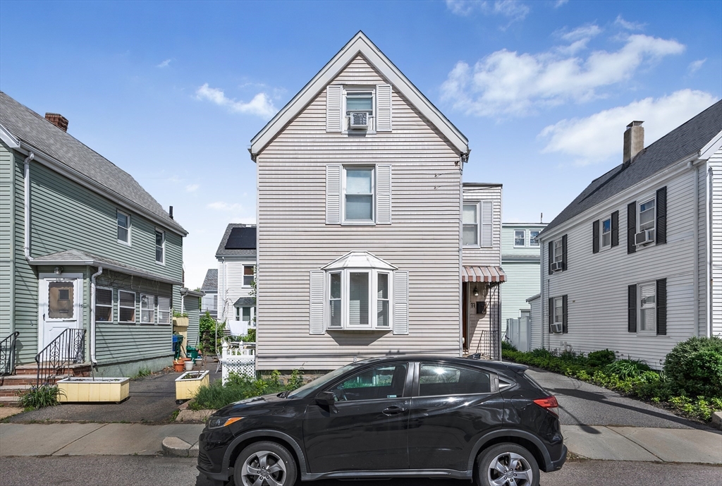 11 Murphy Ct