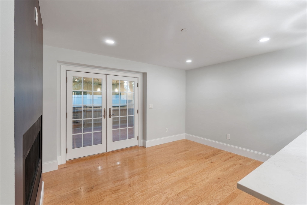 142 Pleasant St 2