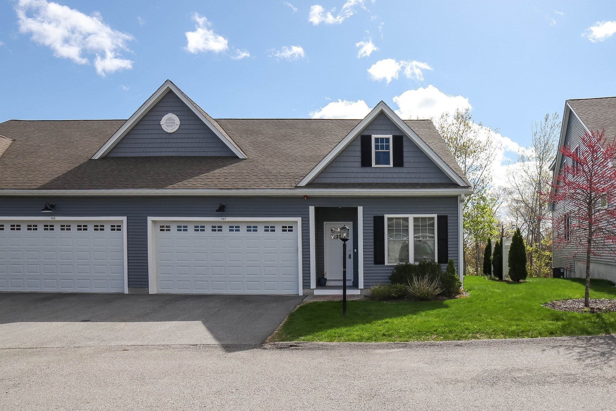 707 Southwood Ln