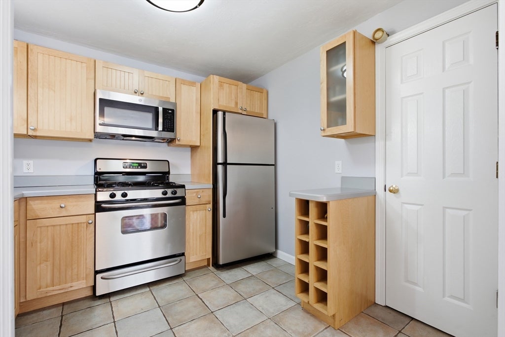 20 Westford St #A, Quincy, MA Photo #13