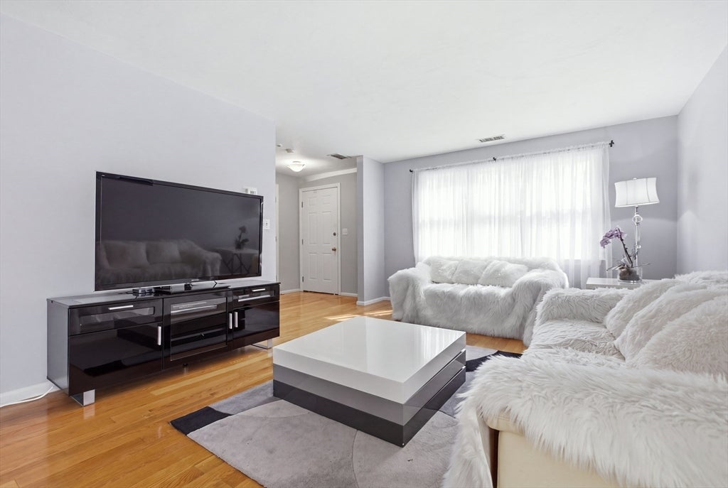 20 Westford St #A, Quincy, MA Photo #7