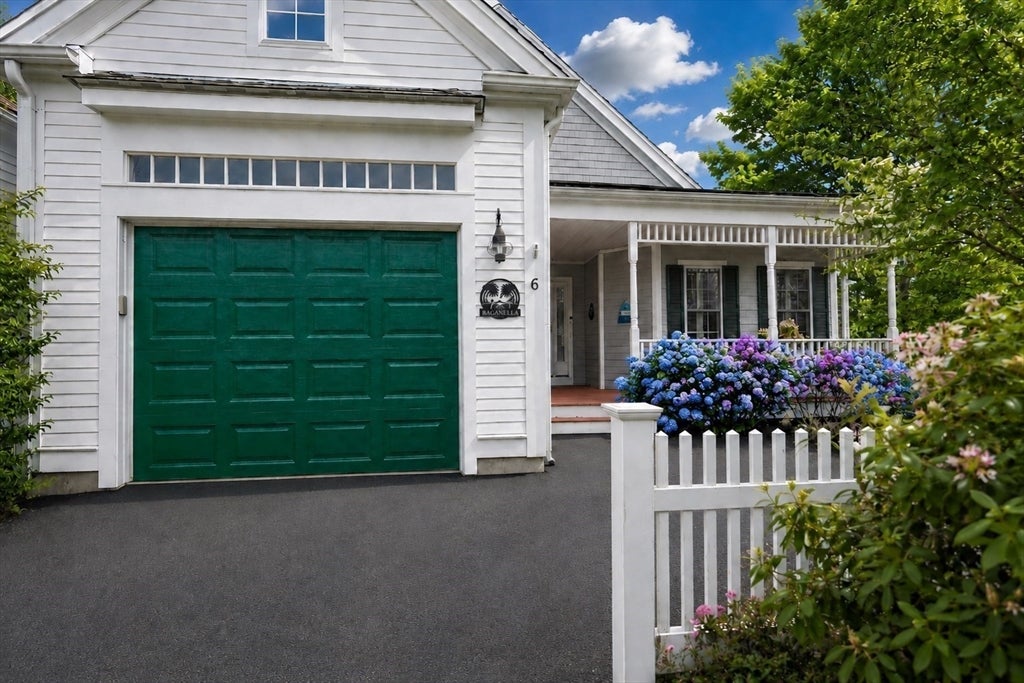 6 Berrywood Ct 6