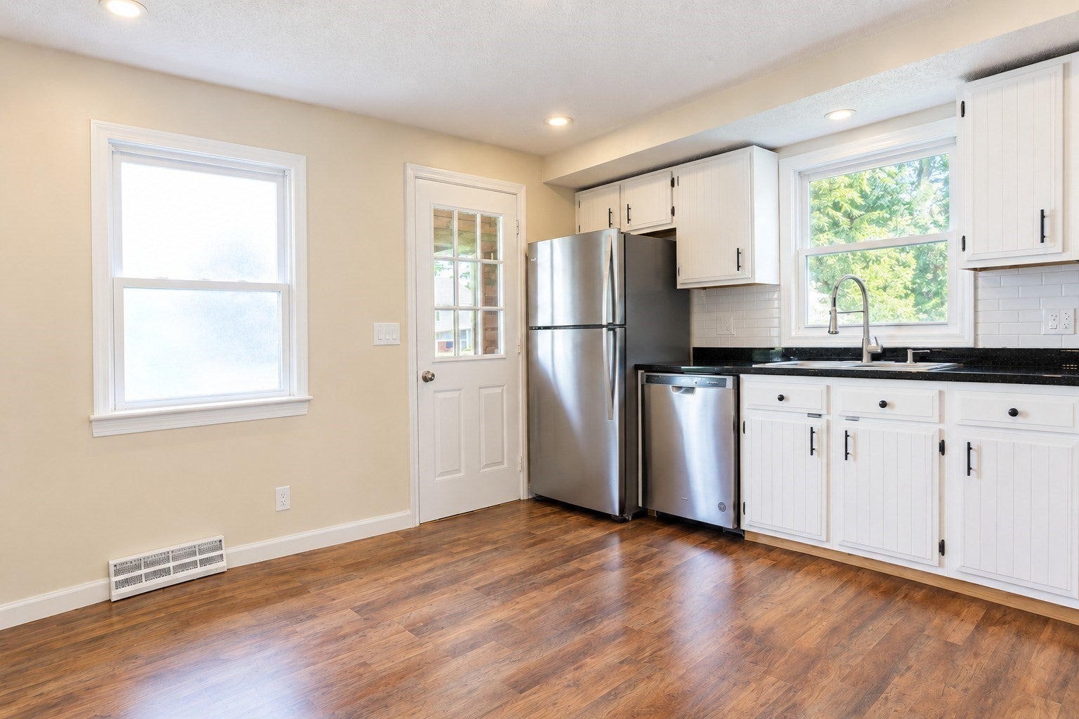 117 Lexington Ave, Lowell, MA, 117 Lexington Ave, Lowell, MA Photo #3