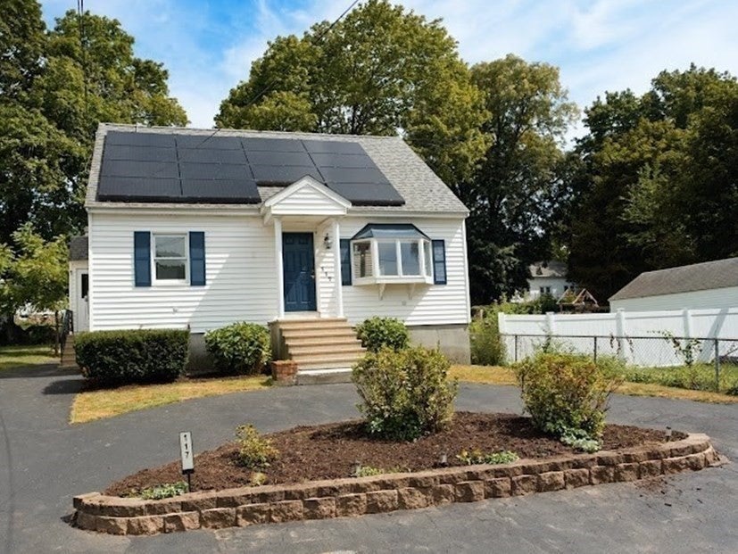 Photo of 117 Lexington Ave, Lowell, MA