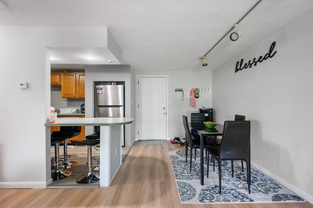 103 Grove St 346